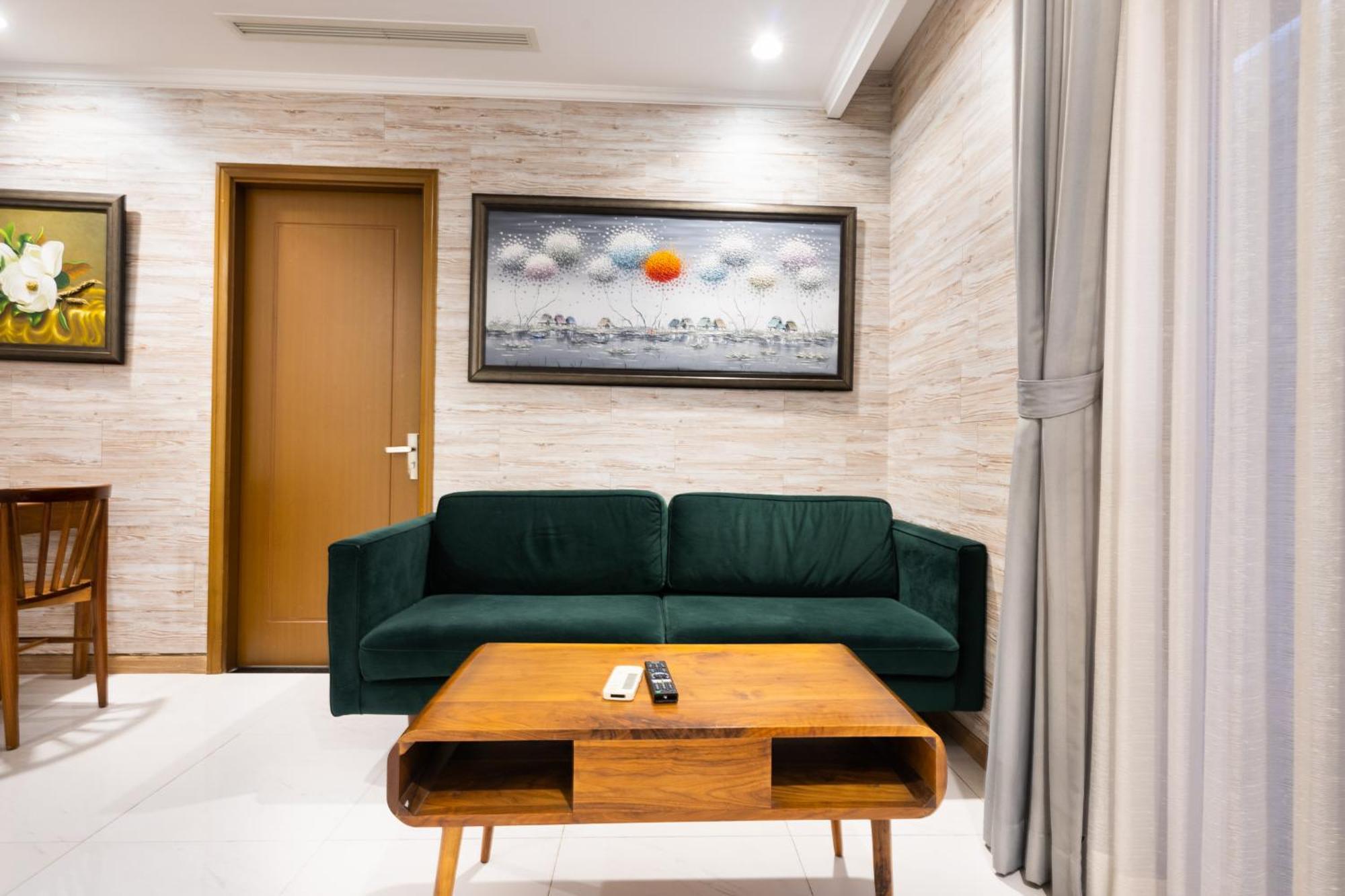 Vinhomes Park - Serviced Ltd Apartment *